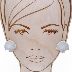 Vintage Scallop Mermaid Shell Earrings, Beige Seashell Studs